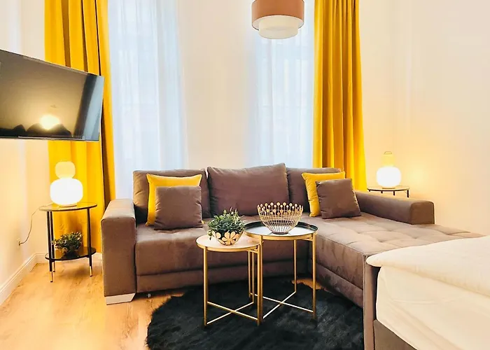 Maximilian Apartmán *